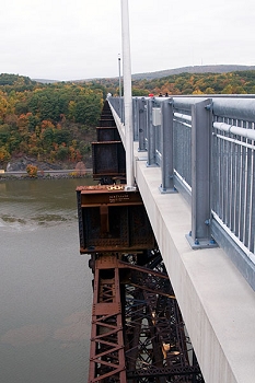 20131016-hudson-river-walkway-002